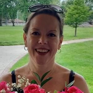 Meet your Posher, Laura